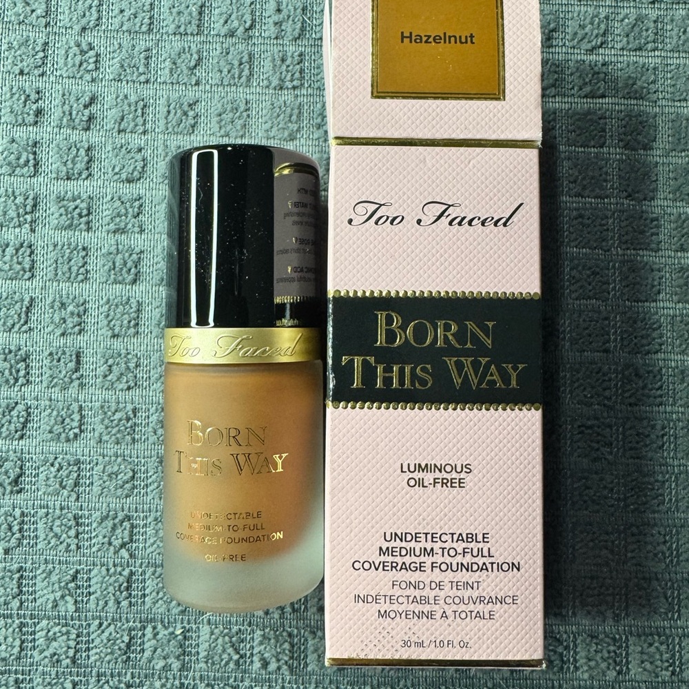 Too Faced Born This Way Foundation - Hazelnut Shade